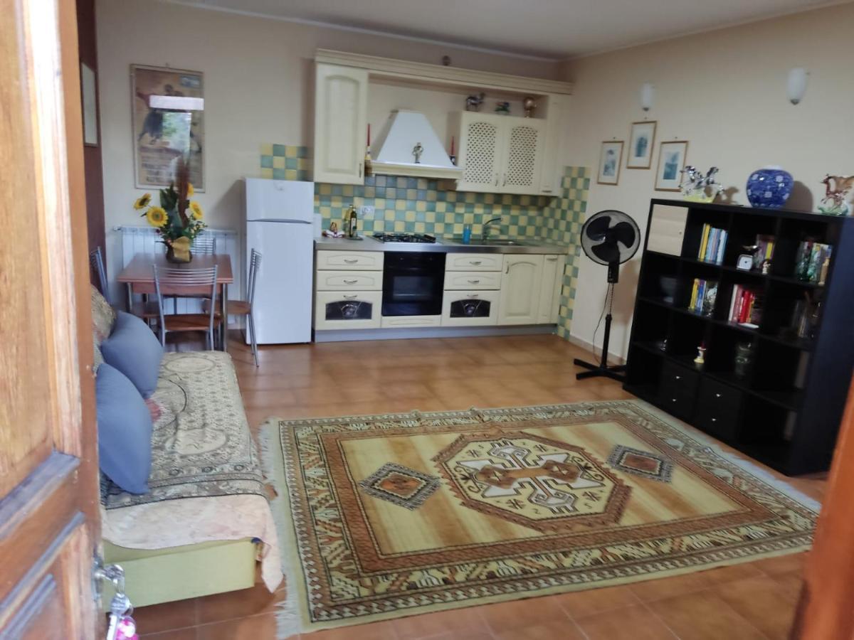 דירות פרוזינונה Casa Pamelia מראה חיצוני תמונה