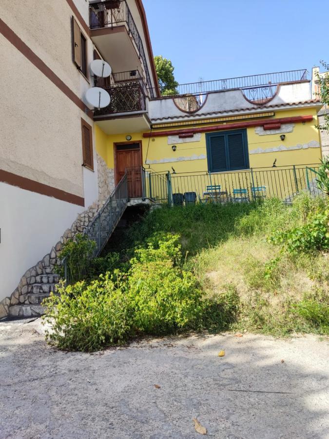 דירות פרוזינונה Casa Pamelia מראה חיצוני תמונה