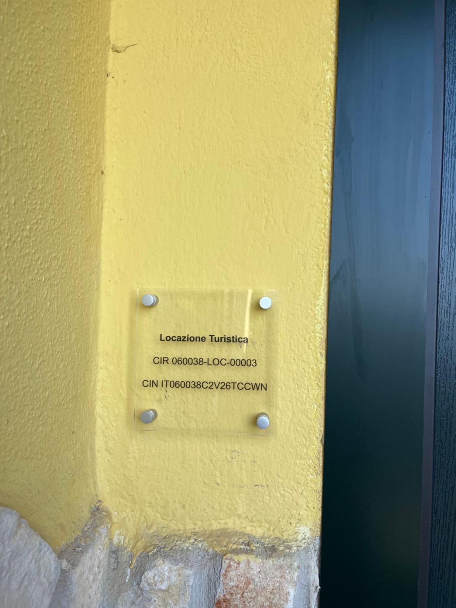 דירות פרוזינונה Casa Pamelia מראה חיצוני תמונה